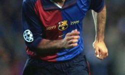 لويس فيغو يكشف الفارق بين برشلونة وريال مدريد